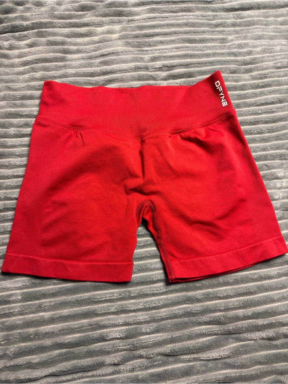 DFYNE impact 4.5 red